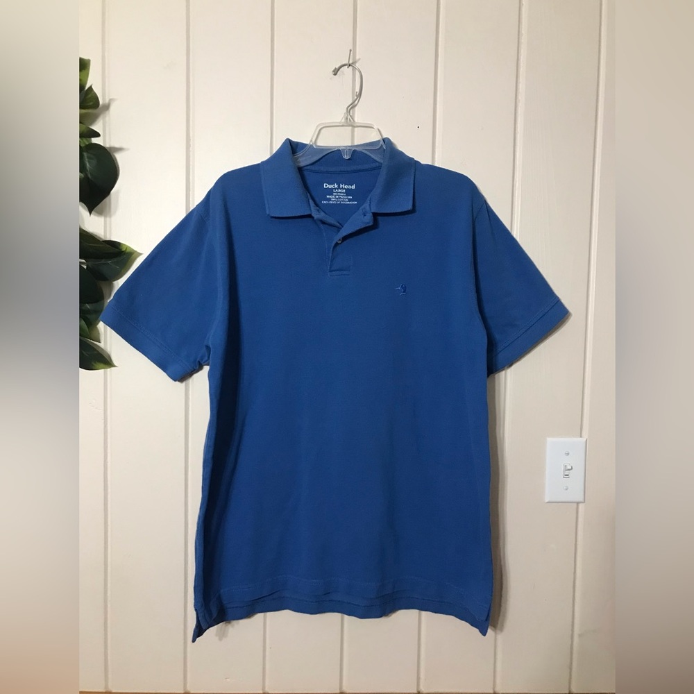 Duck Head Blue Polo Shirt
Size Large
Smoke Free Home
Bundle & Save on Shipping - Picture 9 of 11